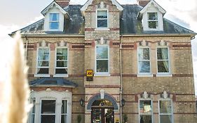 Somerville House